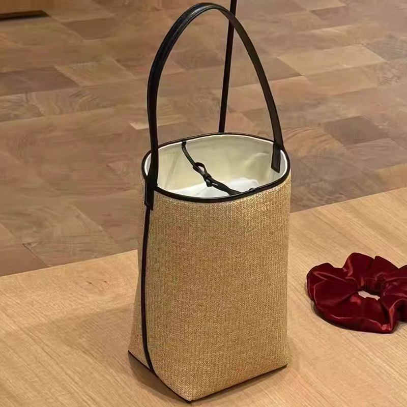 클래식 라피아 니트 소재의 작은 비치 버킷 백 여성용  - Women'S Raffia Bags 리뷰 및 가격